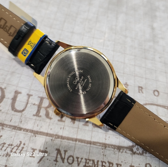 Mens leather watch - Picture 2 of 7